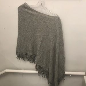 Grey cashmere poncho